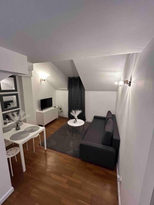Duplex Minimaliste - 30 Min De Paris Διαμέρισμα Saint-Ouen-l'Aumone Εξωτερικό φωτογραφία
