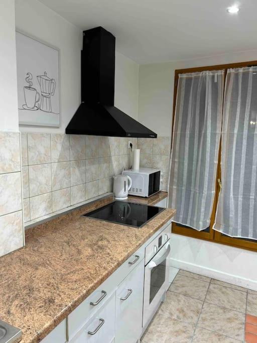 Duplex Minimaliste - 30 Min De Paris Διαμέρισμα Saint-Ouen-l'Aumone Εξωτερικό φωτογραφία